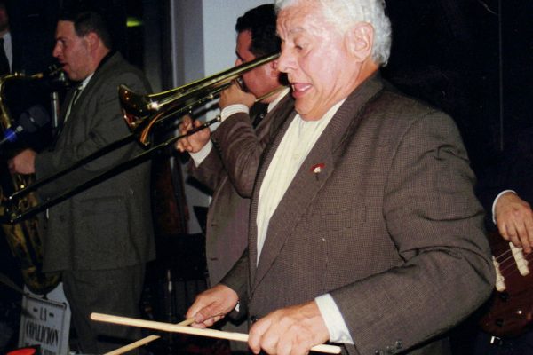 Master Timbalero, Latin music Icon, Multi Grammy Award Winner, Tito Puente, performs as a special guest with the Latin Jazz Coalition, Architects and Designer’s Building,  February 2000, photo credit, Ito Rodriguez, left to right, Mitch Frohman, Demetrios Kastaris, Tito Puente