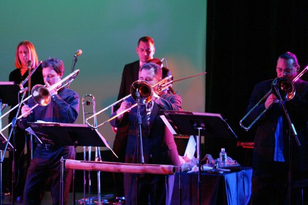 Connie Grossman, Noah Bless, Alí Bello, Demetrios Kastaris, Steve Turre, Queens Theatre in the Park, Flushing New York, December 17, 2004, photo credit Jerry Lacay.